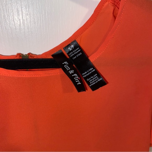 Fun and flirt coral top! - Picture 2 of 3